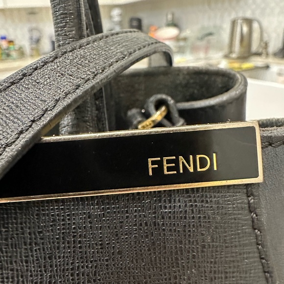 Fendi Petite 2Jours (“Petite Toujoure") tote bag. - Picture 6 of 16